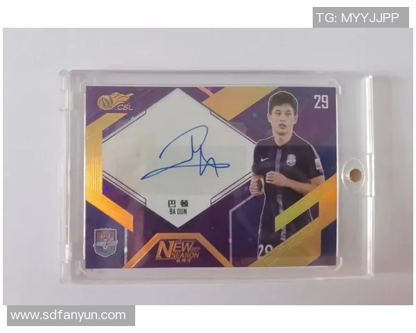 与足球明星亲密接触的时刻如何成功请求他们的签名与合影 与足球明星亲密接触的时刻如何成功请求他们的签名与合影